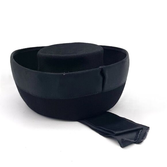 Vintage 1950s Carol Black Velour Breton Hat Wide Satin Band New York Creation - Picture 3 of 14